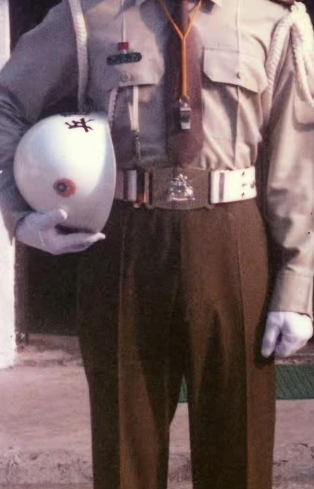 马到成功 迎新年  精品专场 台湾宪兵帽徽