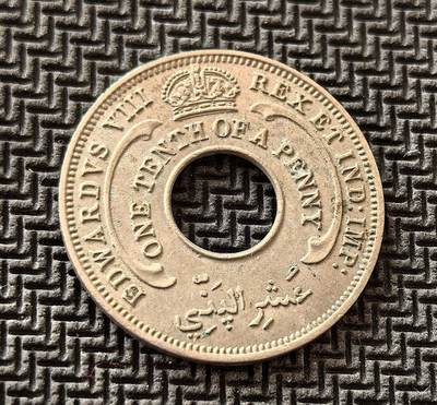 外国优质老铜币银币，周日九点倒数截拍，满百包邮，持续收拍，初八发货 - 英属西非1936年1/10 便士铜币，发行于爱德华八世短暂统治时期。正面的国王头像与阿拉伯文面值，彰显英国殖民统治下的多元文化印记；背面的六角星与中孔设计，见证了英国在西非的殖民经济体系与殖民统治的历史。