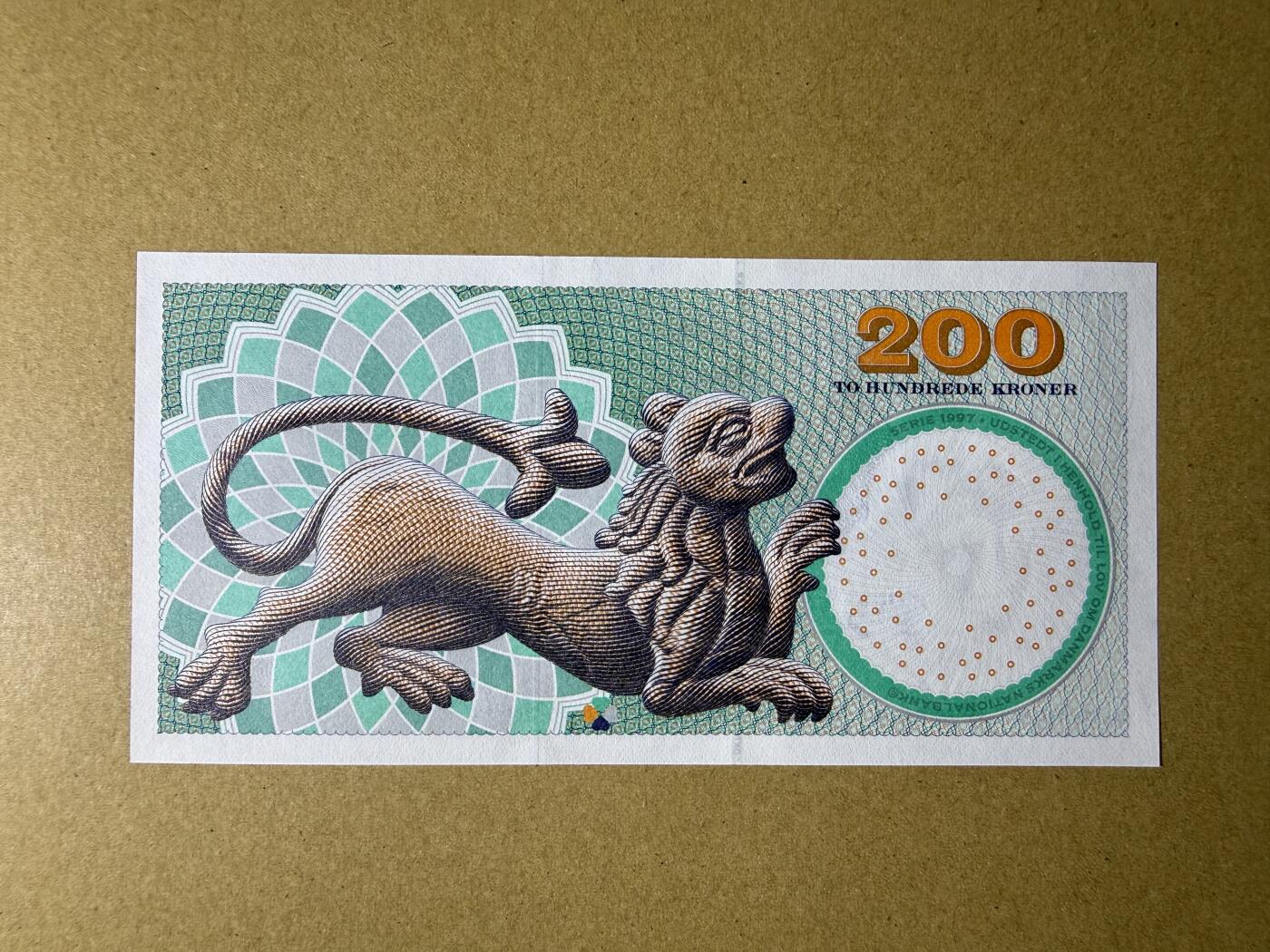 《艾美收藏》第232期-2.22周日外币靓号精品场(春节首拍) 丹麦200克朗 UNC 2007年 浮雕版