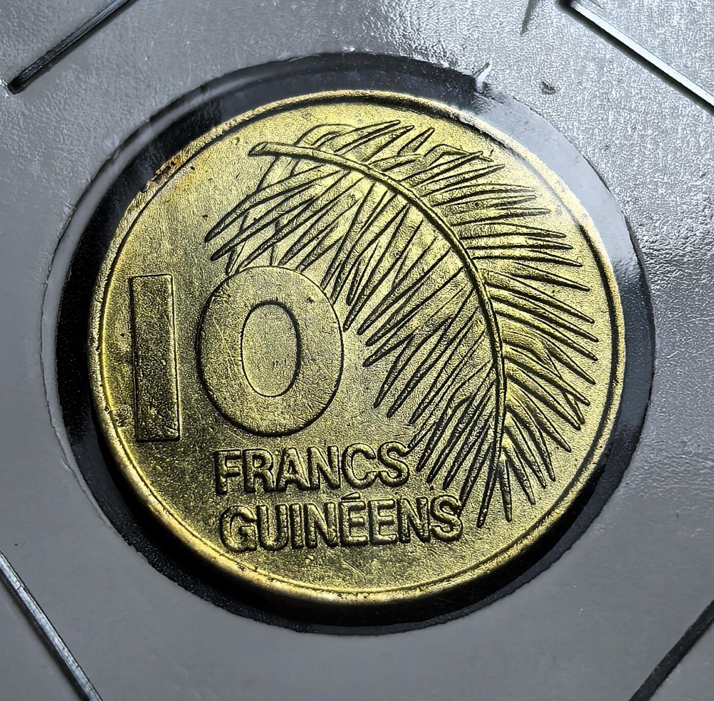 外国优质老铜币银币，周日九点倒数截拍，满百包邮，持续收拍，初八发货