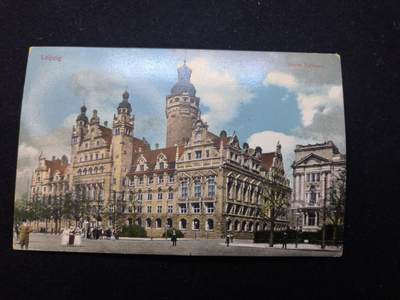 云宸嘉赏-勋臻佳藏新年快速场次（快拍 低佣 一元一手）（新年期间快递正常发） - 德意志帝国时期 莱比锡市政厅彩色明信片   爱德华寄给母亲并同时问候玛丽亚・伯恩（Maria Born）   详细看简介