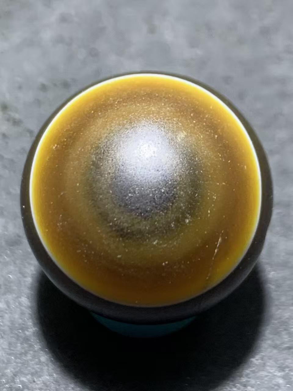 高玉化缠丝玛瑙通货2.0圆珠一颗，