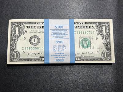 《外钞收藏家》第六百一十二期（ 精选场）（长期征集拍品、欢迎藏友们联系合作） - 2021年美国1美元 标准100连号 全新 尾001-100 因捆货首刀角有点瑕疵软折