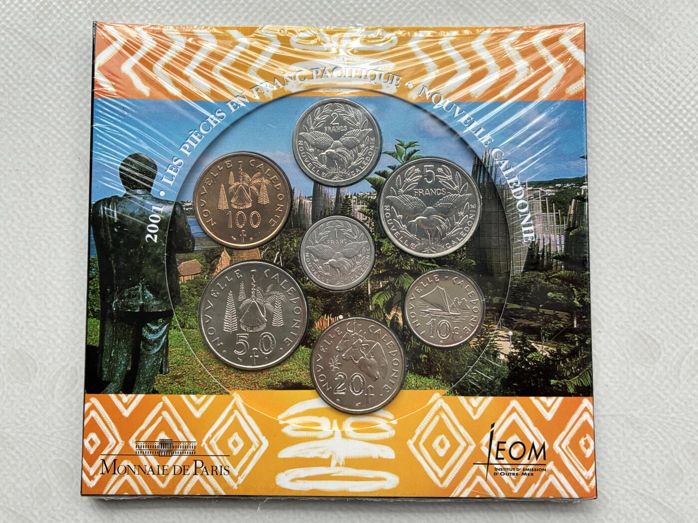 咖啡豆•收藏 2026年Feb_28th世界各国硬币套币拍卖 法属新喀里多尼亚 2001年 UNC未流通封装套币 塑封完好 外国硬币