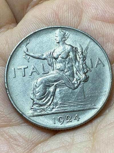 2026年第三十一场(总第二百场)英国一线回流散币新春特拍第三场(免佣金) 意大利王国1924年1里拉(维托里奥·埃马努埃莱三世第三套，Closed 2–闭口2版)