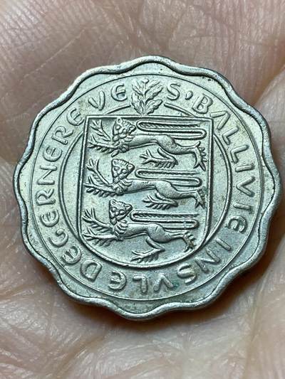 2026年第三十一场(总第二百场)英国一线回流散币新春特拍第三场(免佣金) 英属根西岛🇬🇬1959年3便士(伊丽莎白二世时期第二版，首发年，厚版)