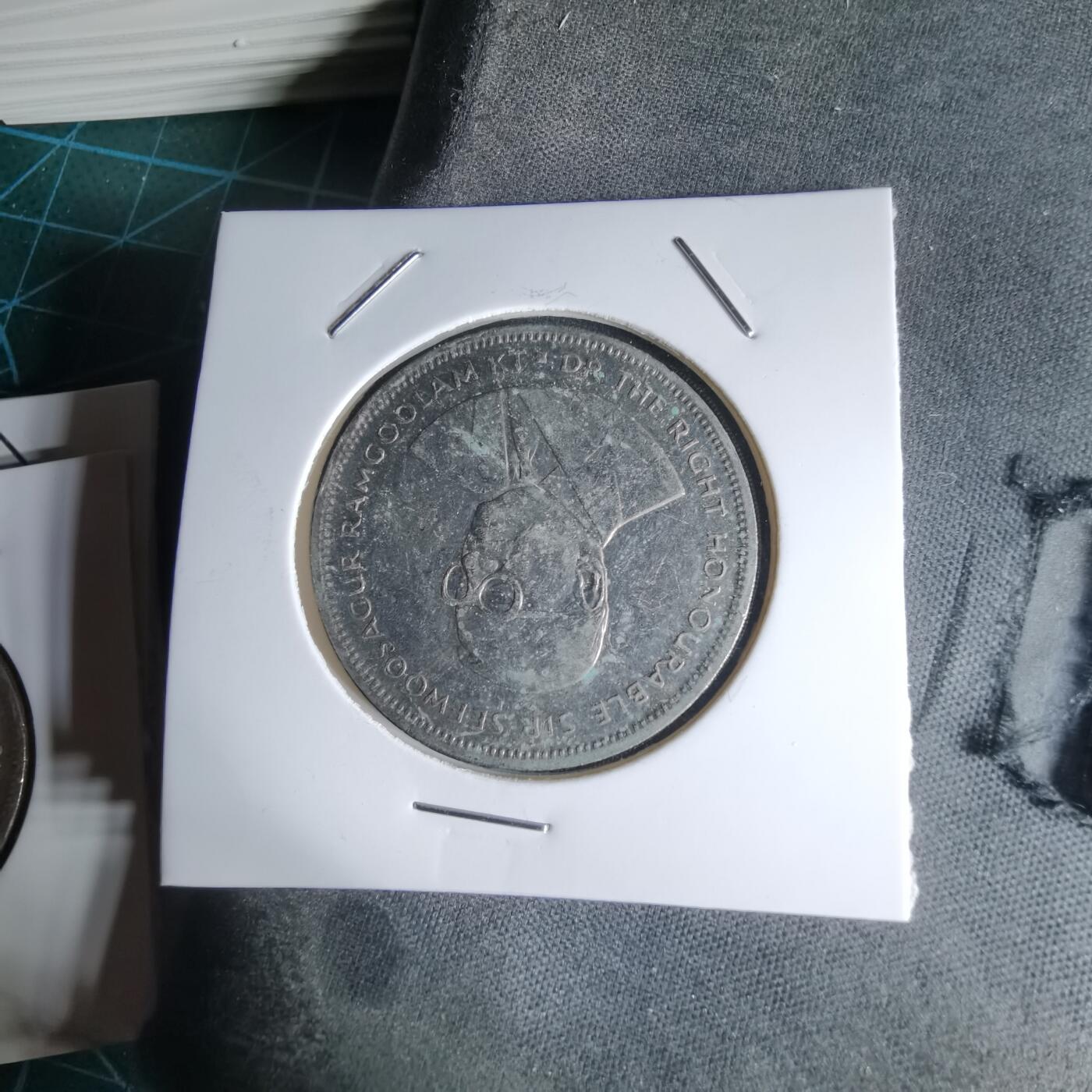 沼泽如烟--第1000场 毛里求斯1992年5卢比