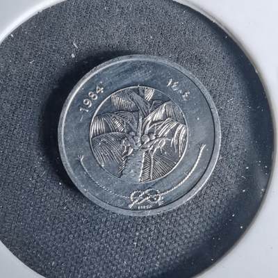 沼泽如烟--第1001场 - 马尔代夫1984年1拉雷