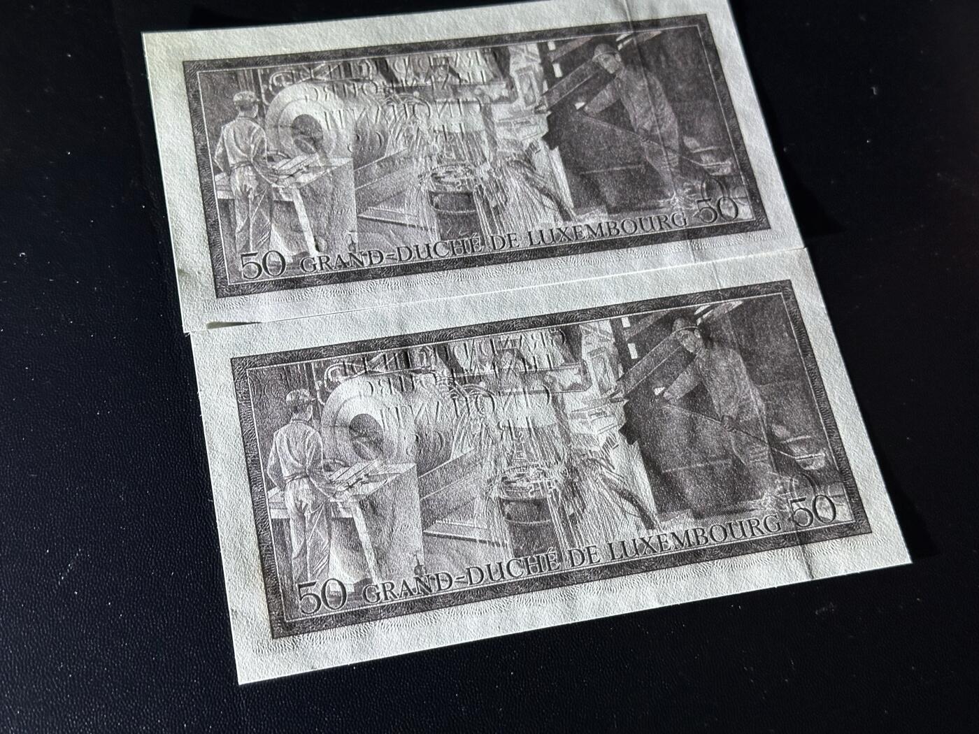 《外钞收藏家》第六百一十二期（ 精选场）（长期征集拍品、欢迎藏友们联系合作） 1972年卢森堡50法郎 2张一起 全新UNC