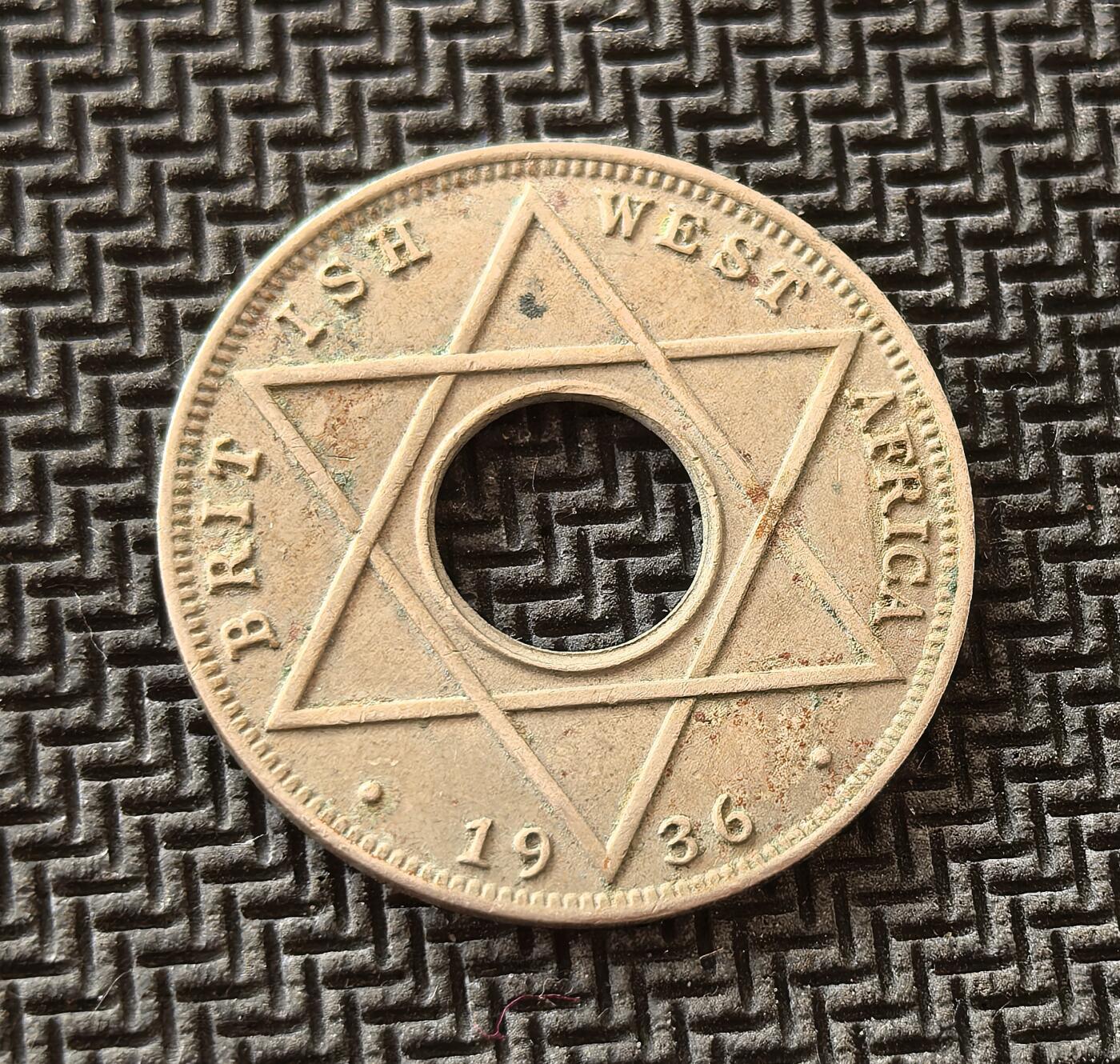 外国优质老铜币银币，周日九点倒数截拍，满百包邮，持续收拍，初八发货