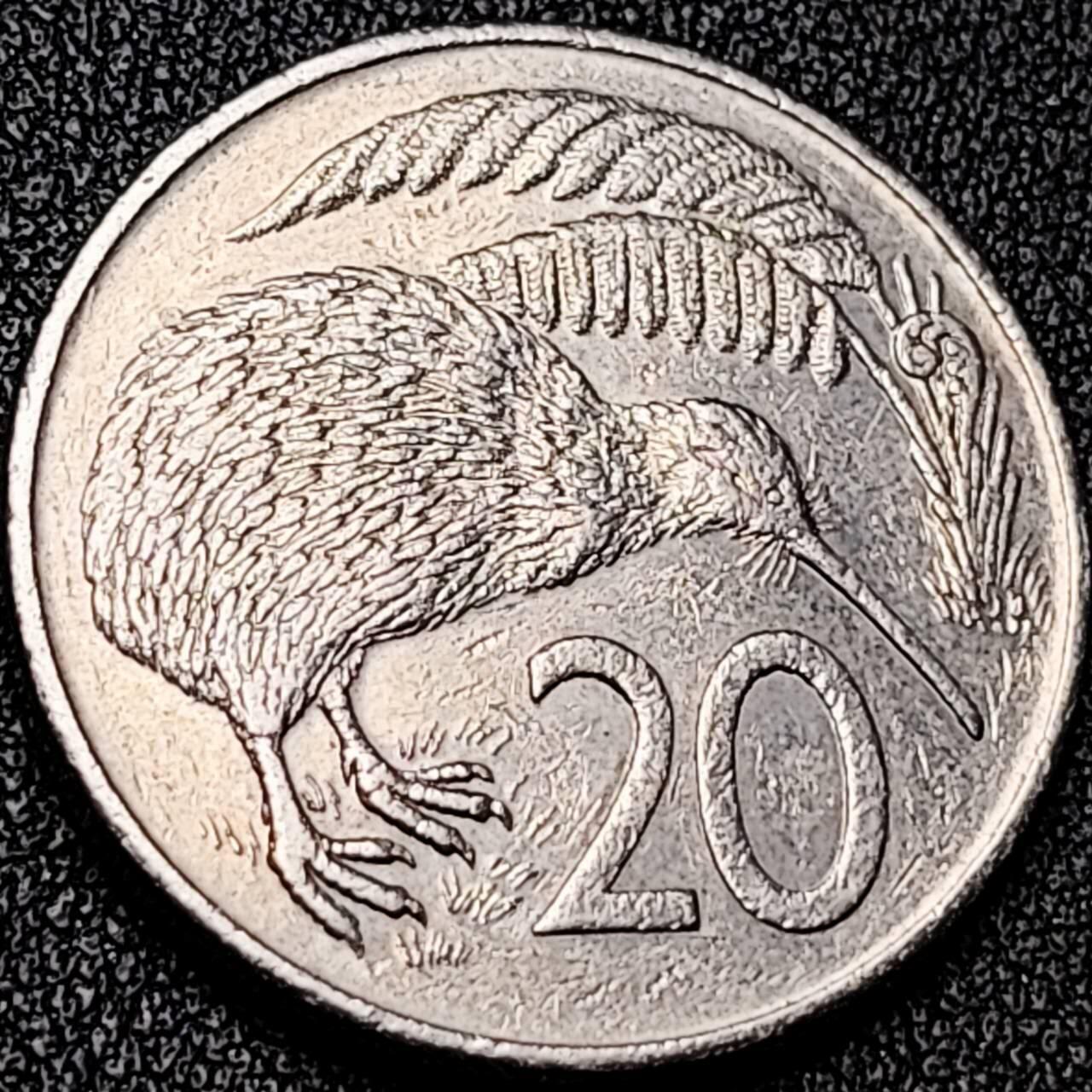 泉币菌-第196场- 新年快乐 新年第4场 本场拍品多 请提前出价 。