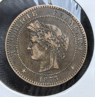 外国优质老铜币银币，周日九点倒数截拍，满百包邮，持续收拍，初八发货 - 法兰西第三共和国1873年10 生丁铜币。正面是象征共和精神的玛丽安娜头像，铭文  彰显国家认同；背面的月桂枝环与自由、平等、博爱，是第三共和国的核心政治口号，见证了普法战争后法国共和制的巩固与货币体系的重建。