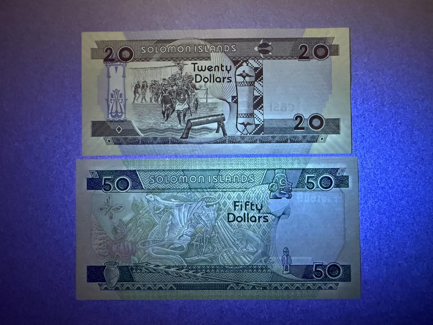 《艾美收藏》第232期-2.22周日外币靓号精品场(春节首拍) 豹子号 所罗门20、50元2张 UNC 一张狮子号 一张无47豹子号888