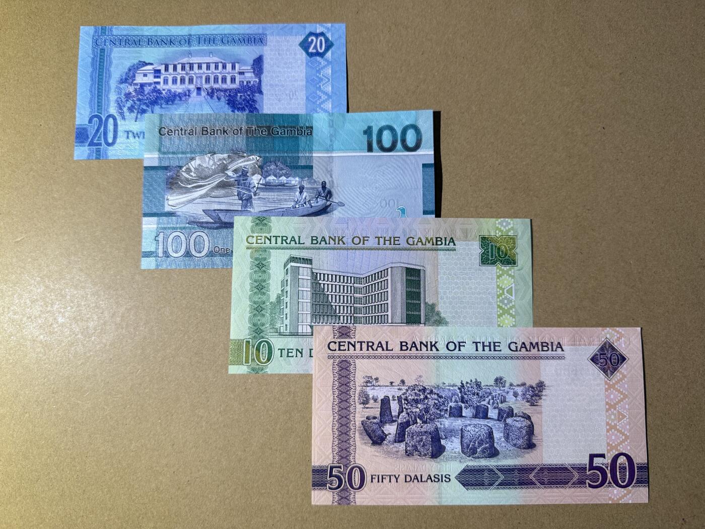 《艾美收藏》第232期-2.22周日外币靓号精品场(春节首拍) 冈比亚纸币4张 UNC 不同年份版本 全部双尾88