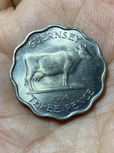 2026年第三十一场(总第二百场)英国一线回流散币新春特拍第三场(免佣金) - 原光好品–英属根西岛🇬🇬1956年3便士(伊丽莎白二世时期第一版，薄版)