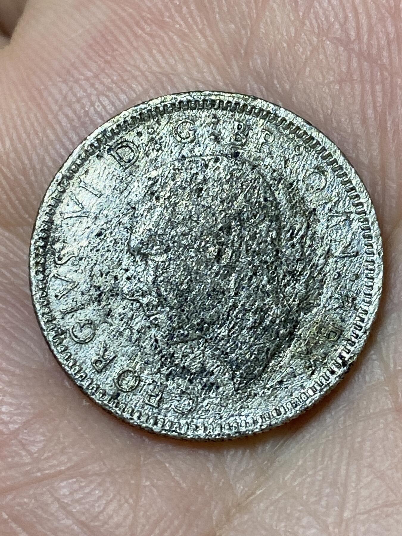 2026年第三十一场(总第二百场)英国一线回流散币新春特拍第三场(免佣金) 英国🇬🇧1944年6便士银币(乔治六世第一版，500银)