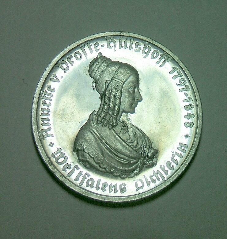 【旋风钱币】2月22日19:00准时开拍 精美欧洲币章、银币银章、第三帝国钱币、手串手镯紫砂壶等 全场包邮！ 德国1923年威斯特法伦 100马克女人头马币 精制原光