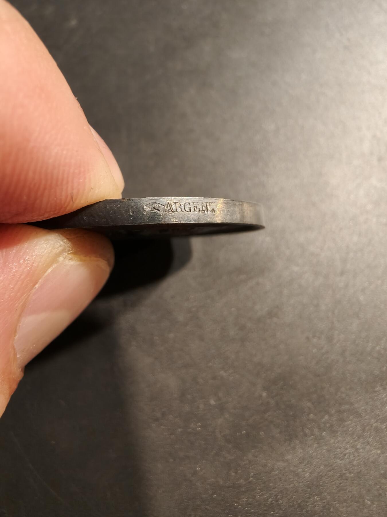 老王徽章第184期 法国婚章    带背铭1854年结婚    950银早期手指标    直径33mm    重量16.1g