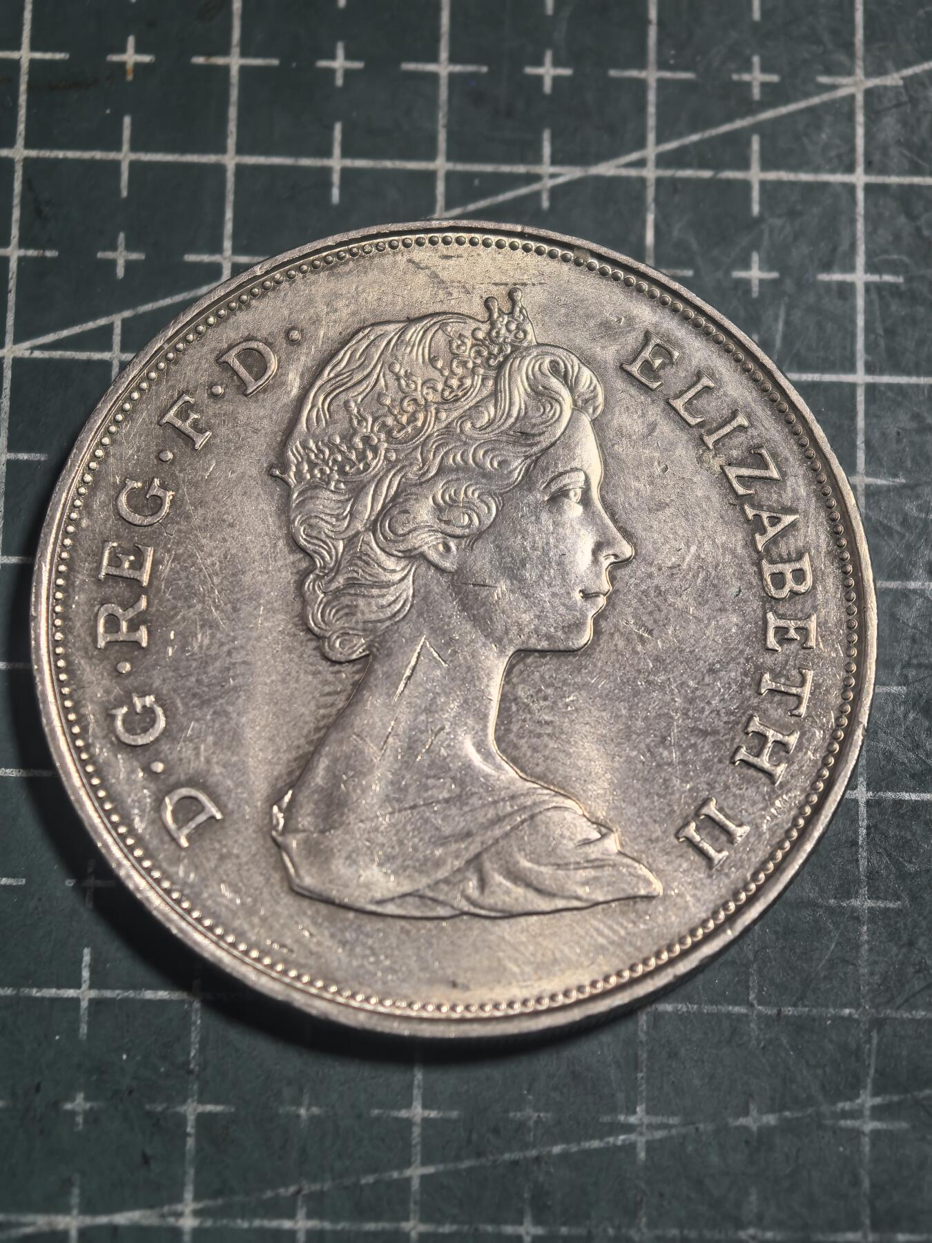 轻松集币无压力 英国1981年25便士克朗币