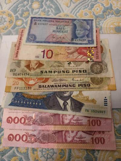春节钱币瓷器清货捡漏拍场 - 马来西亚，泰国，老挝，菲律宾纸币一组7张，流通品相如图