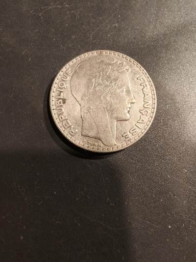 老王徽章第184期 - 法国1932年10法郎银币    680银    9.9g