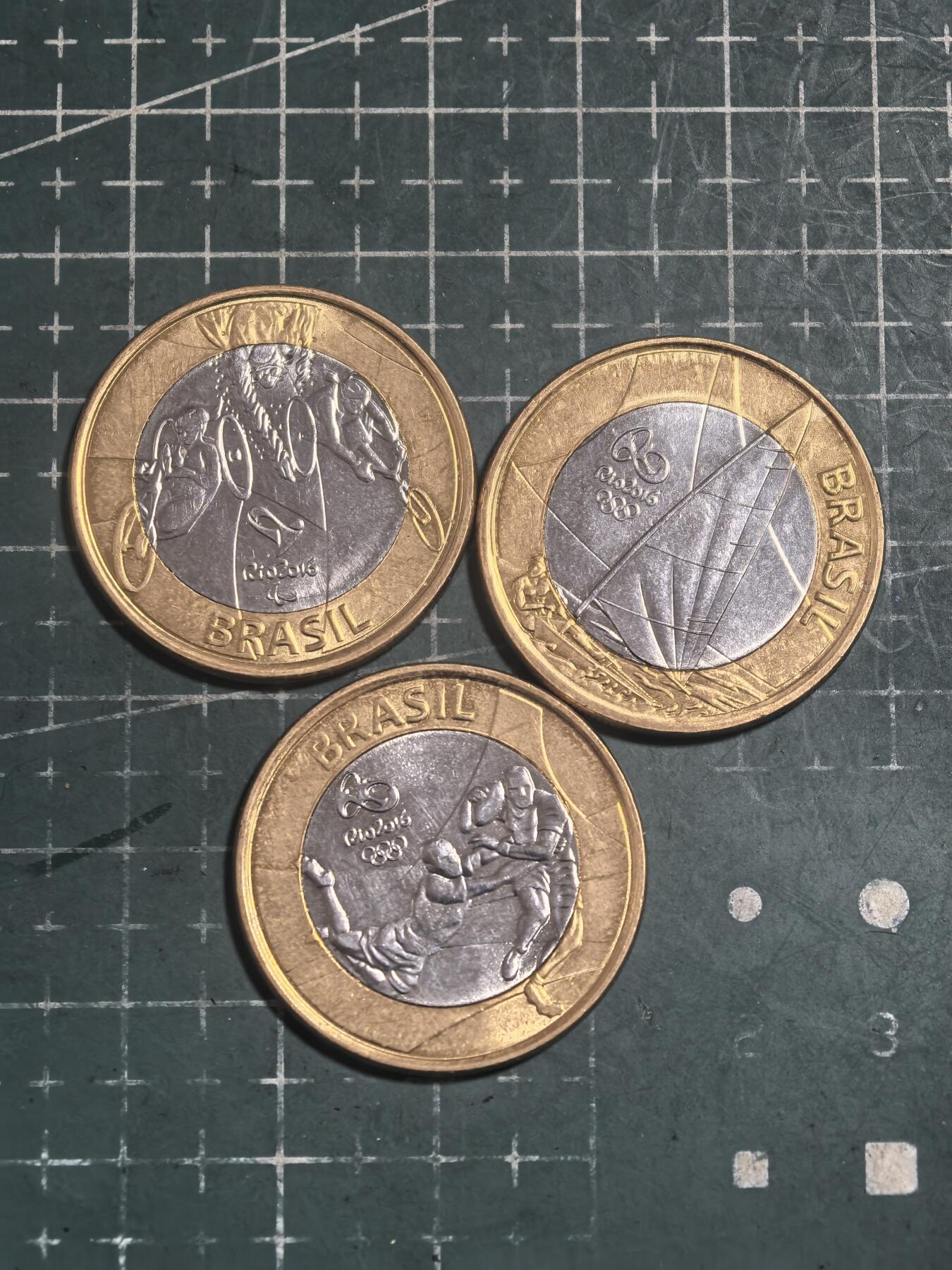 轻松集币无压力 巴西1瑞尔纪念币/组