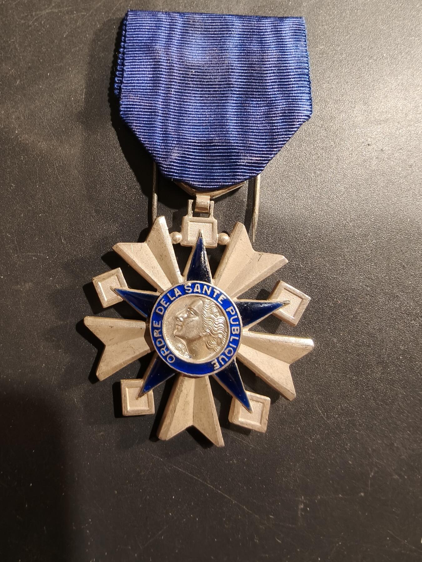 老王徽章第184期