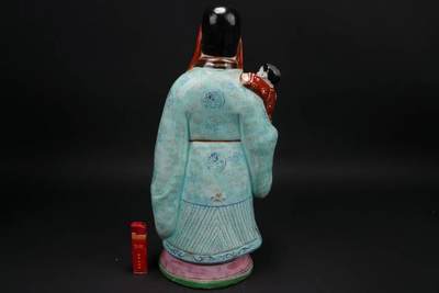 上海都达杂项专场102【全场包邮】  粉彩福、禄、寿三星大摆件 3尊85-8