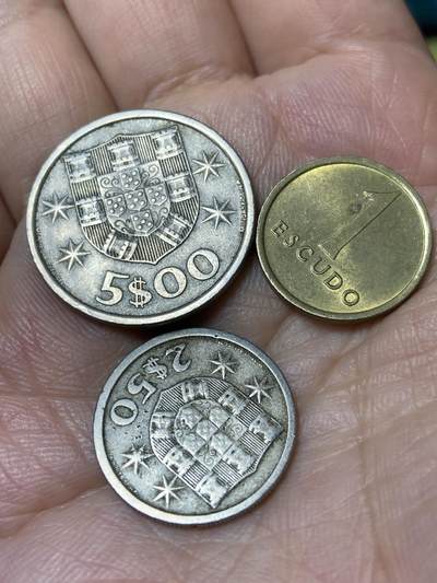 2026年第三十一场(总第二百场)英国一线回流散币新春特拍第三场(免佣金) - 葡萄牙🇵🇹3枚：1976年5埃斯库多，1985年1埃斯库多，1965年2.5埃斯库多