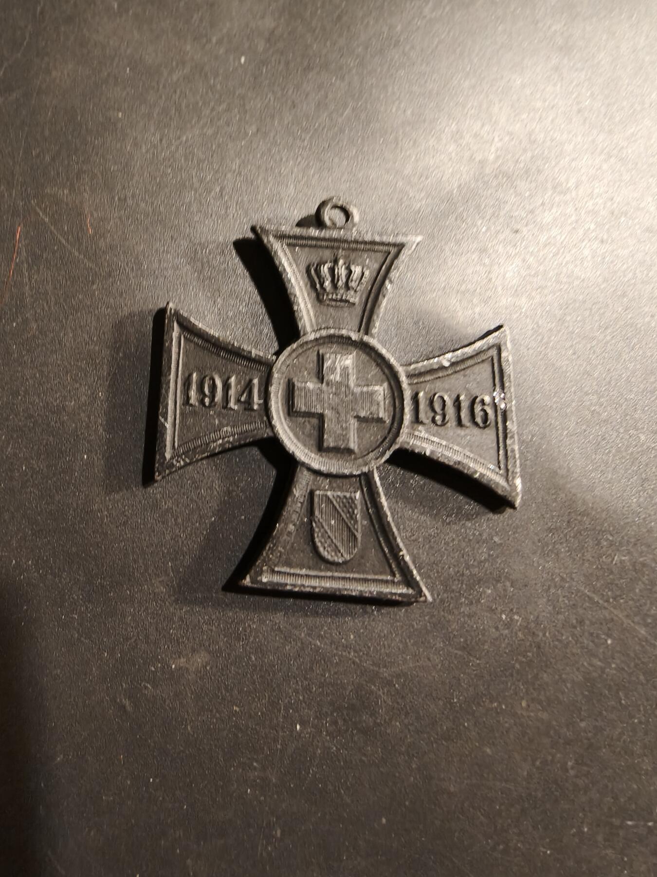 老王徽章第184期 巴登志愿战争援助十字奖章    无绶带