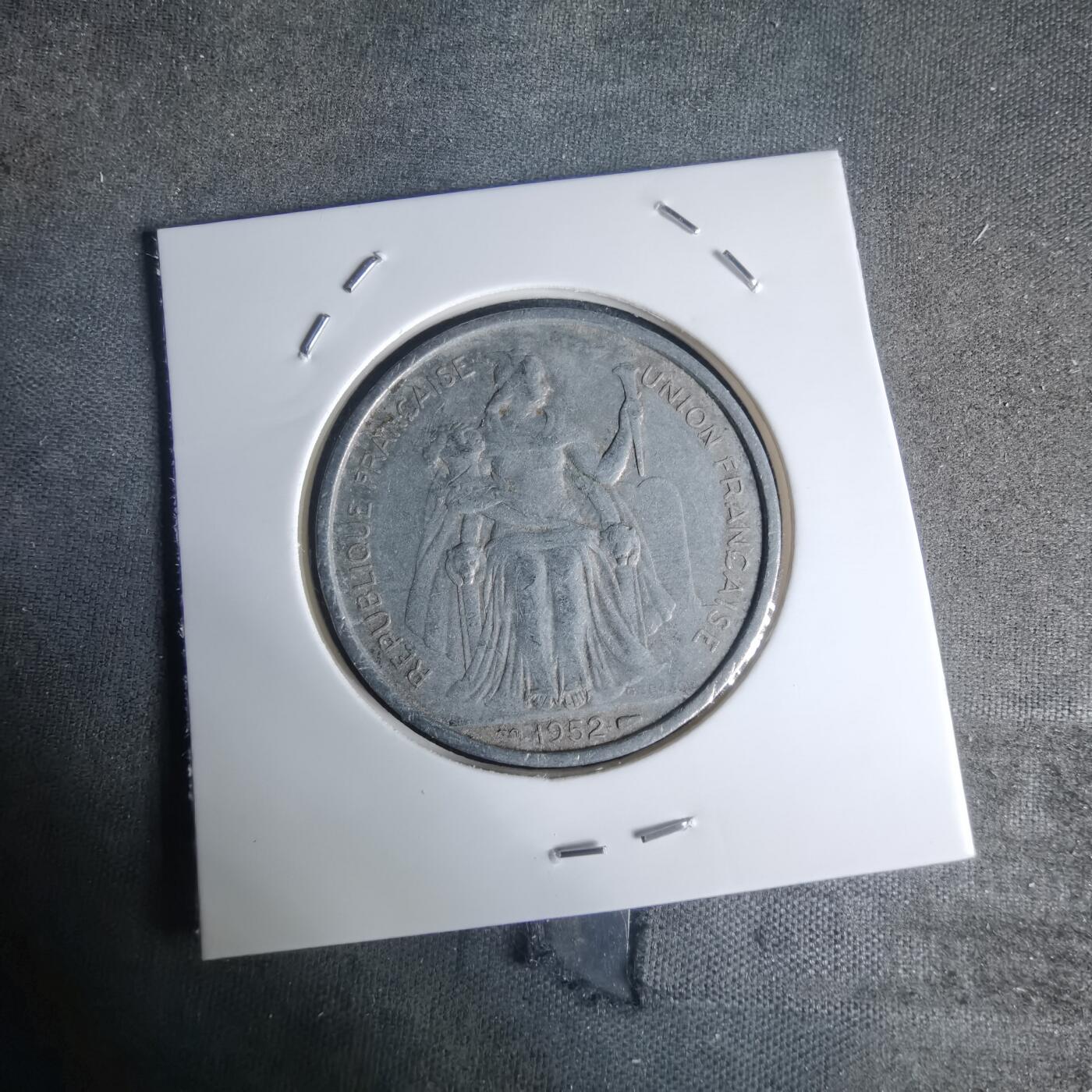 沼泽如烟--第1003场 法属新喀里多尼亚1952年5法郎