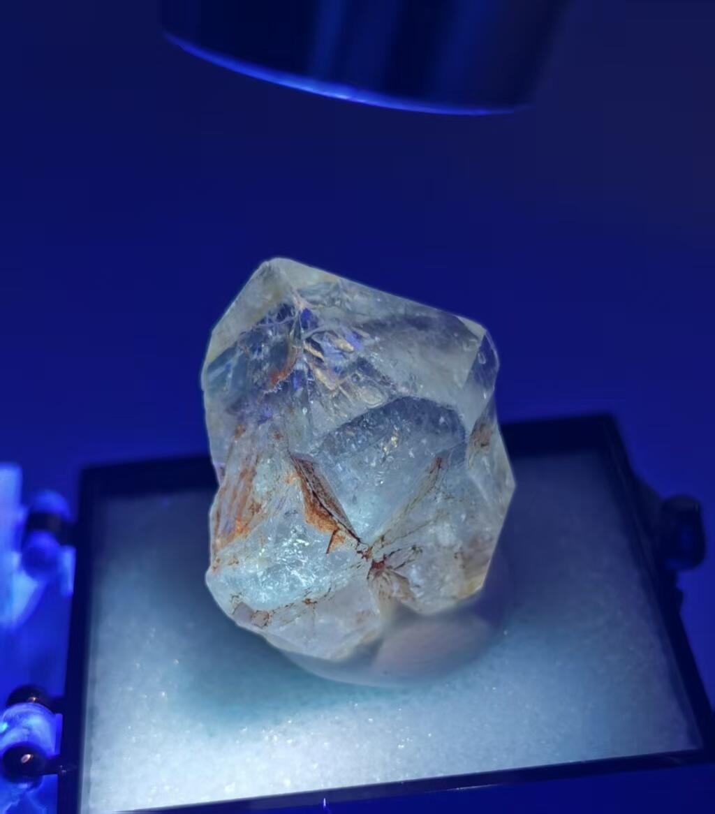 七河·世界世界币章杂件矿标化石小拍（总第38期） 藏家出品 X741（10） 马达加斯加红泥油胆水晶原石矿标（盒子矿） 本件拍品由合作藏家邮寄