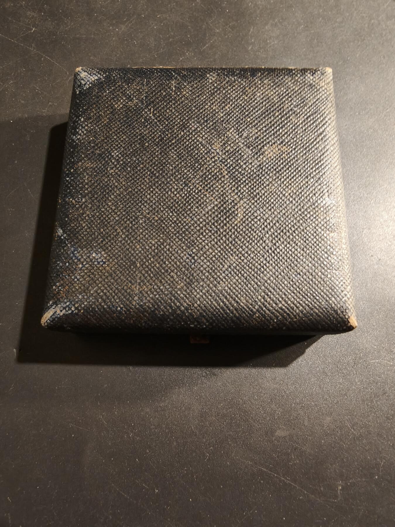 老王徽章第184期 法国行政法院大银章     原盒     925银1976年实发      直径41mm     重量36.1g