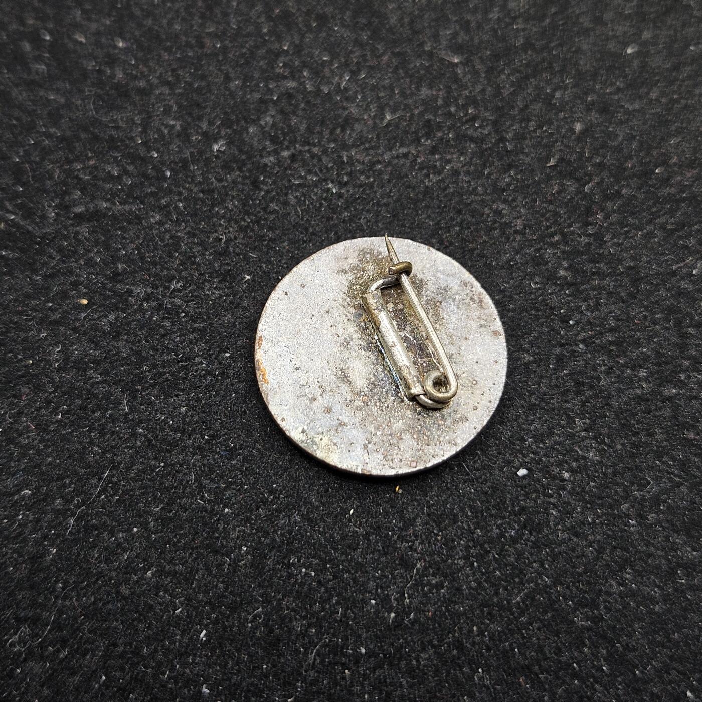 0元起拍勋章 第335期 咸鱼国勋章拍卖专场 2月25日（周三）下午6：00开始 日本战时 防空珐琅章