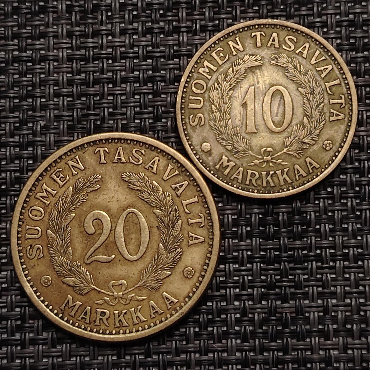 布加迪🐬～世界钱币(上海)🌾第 276 期 /  各国套币和散币 芬兰🇫🇮 1932/1935年 10/20马克铜币2枚 ~C18