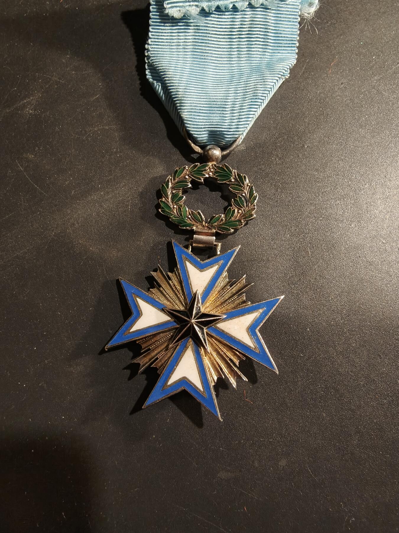 老王徽章第184期 法属达荷美骑士级黑星勋章    原盒