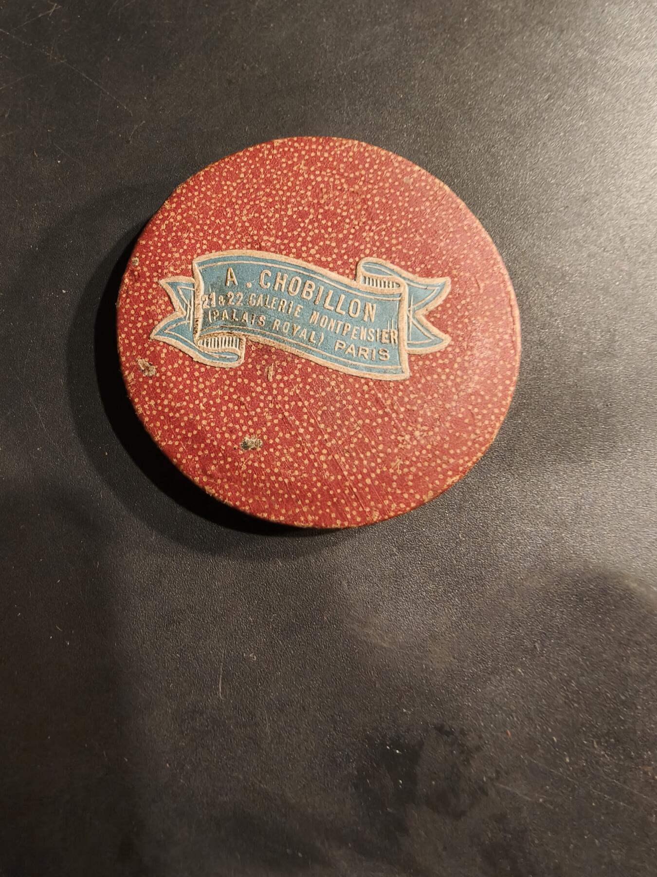 老王徽章第184期 法国1925年第32届拉罗谢尔地区节日镀银大铜章    原盒     直径46mm     重量43g