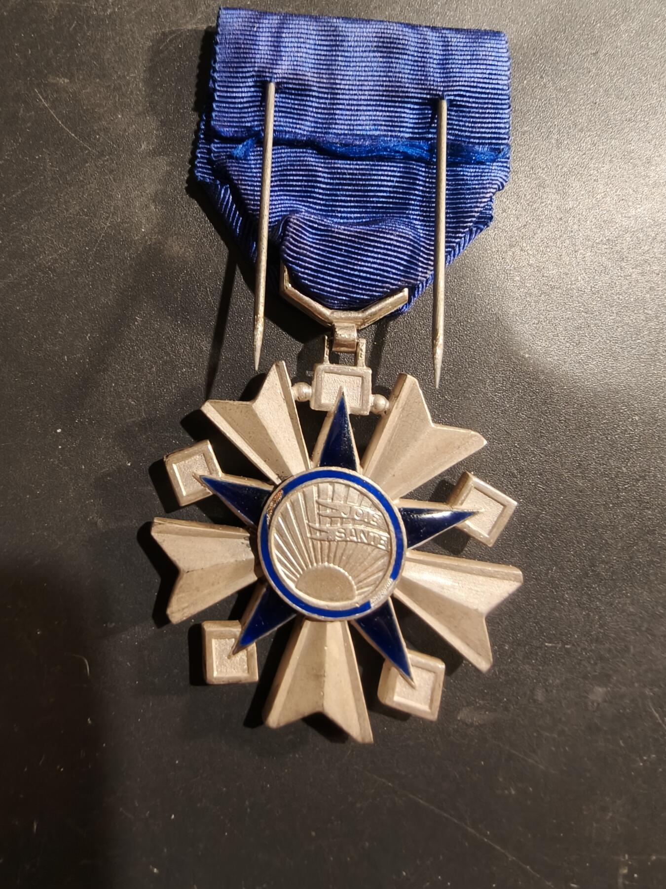 老王徽章第184期