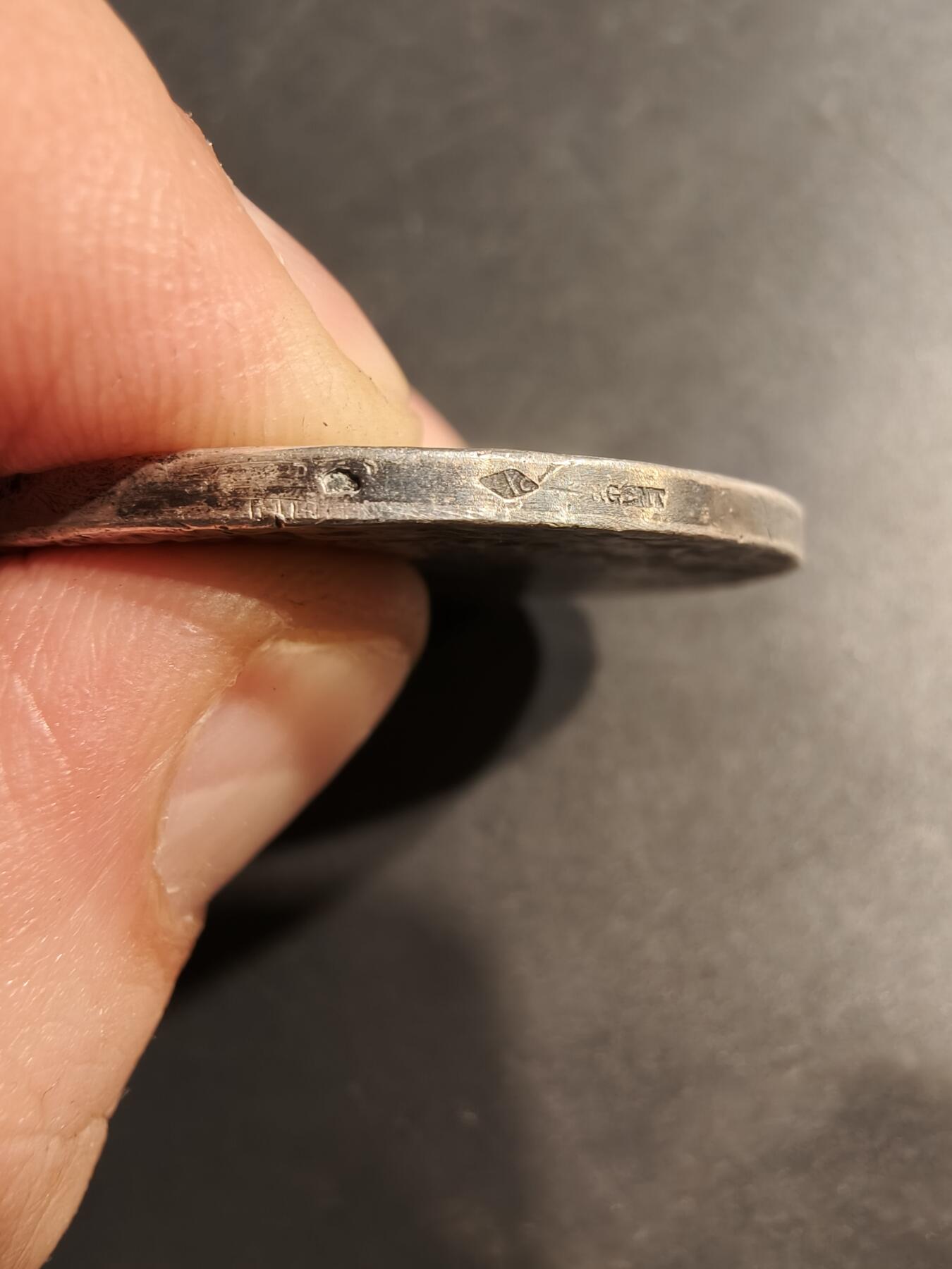 老王徽章第184期 法国鲁昂1914年全国射击竞赛大银章    950银     直径40mm    重量32.9g