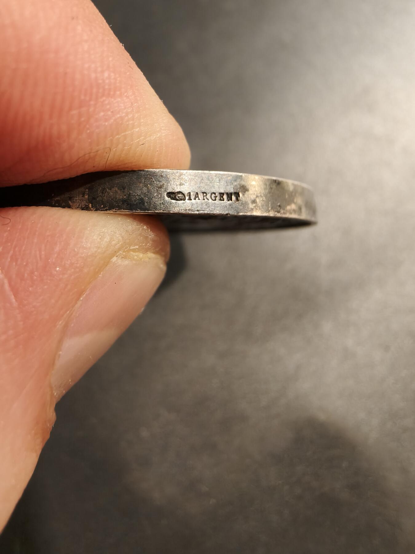 老王徽章第184期 法国火灾保险公司大银章    950银    1913年实发     直径46mm    重量45g