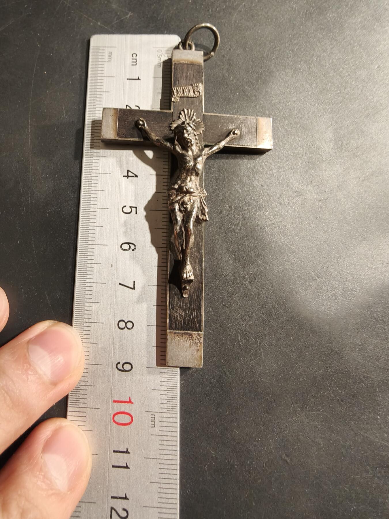 老王徽章第184期 法国天主教会十字架    大型尺寸90×45mm     螃蟹银标     21.3g