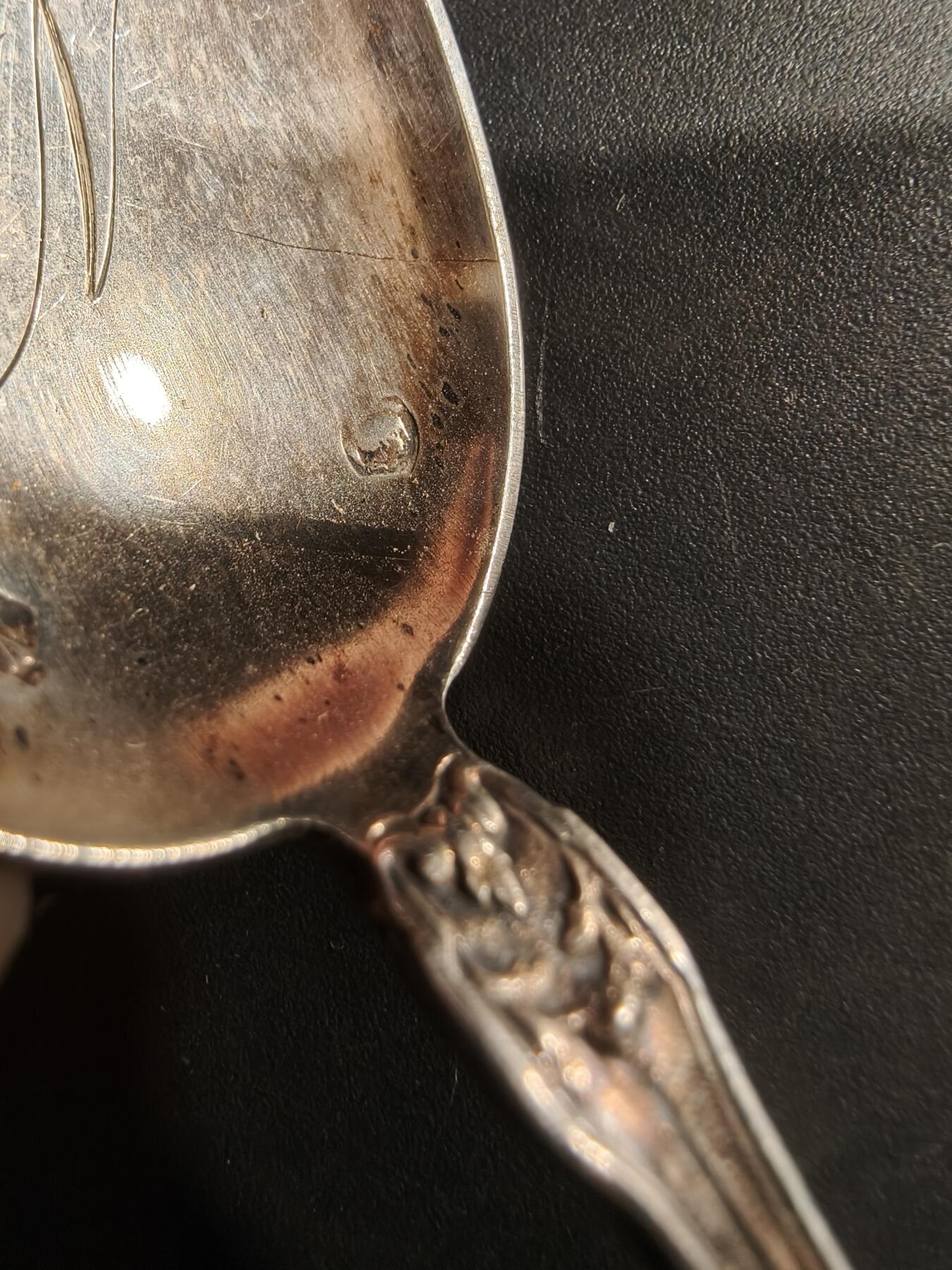 老王徽章第184期 法国银餐勺     密涅瓦2级银标   800银     11.8g