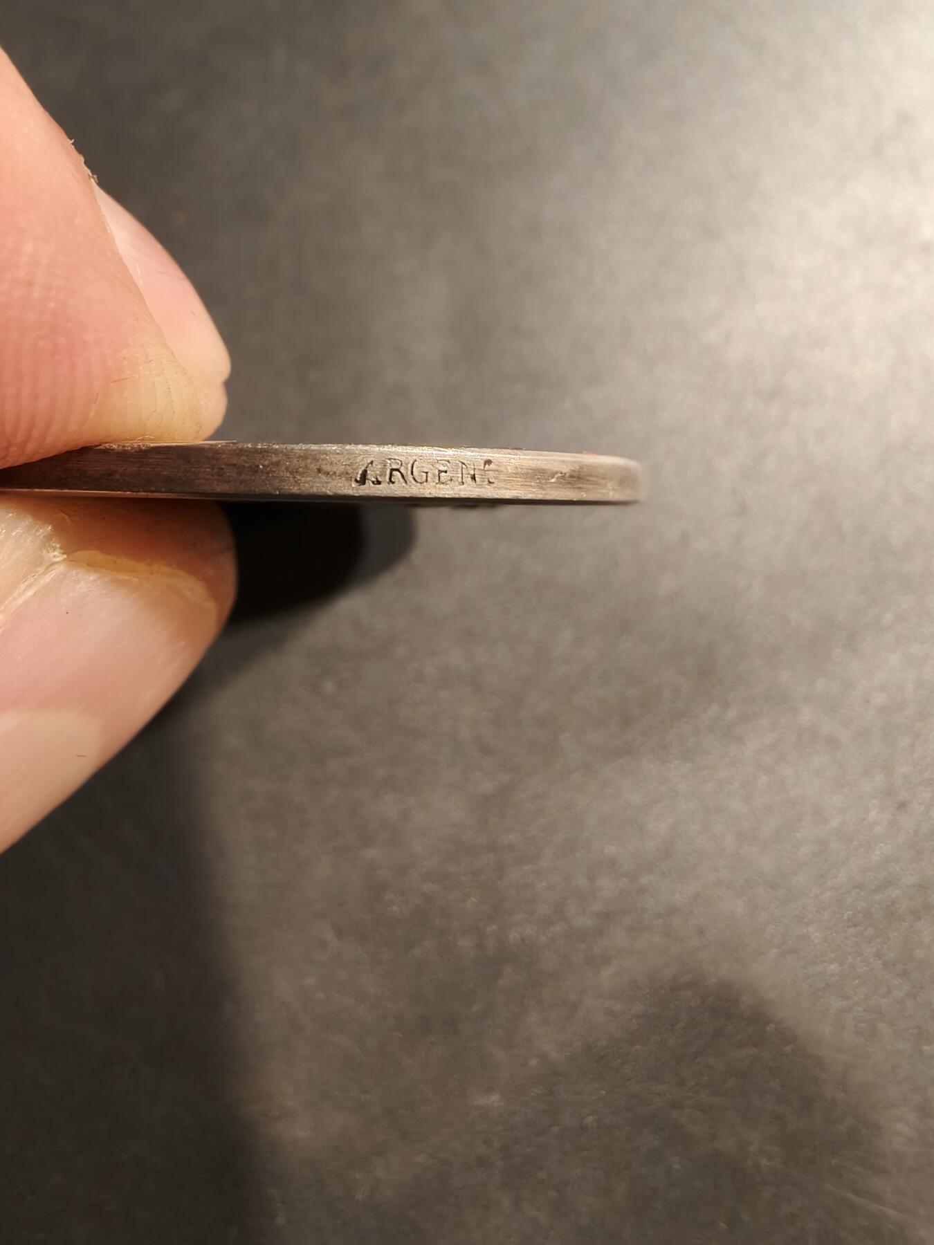 老王徽章第184期 法国国家工业促进会大银章     950银     1924年实发    直径36mm    重量20g