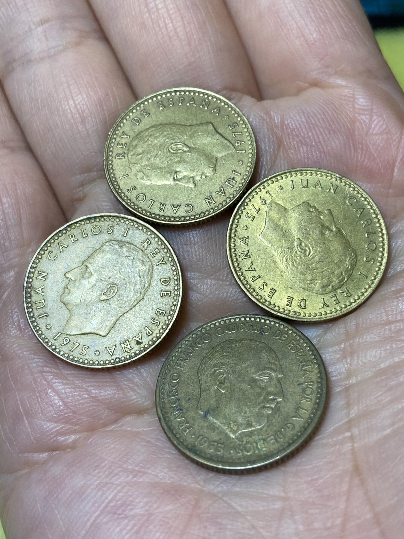 2026年第三十一场(总第二百场)英国一线回流散币新春特拍第三场(免佣金) 西班牙🇪🇸4枚：1975年1比塞塔，1953年1比塞塔