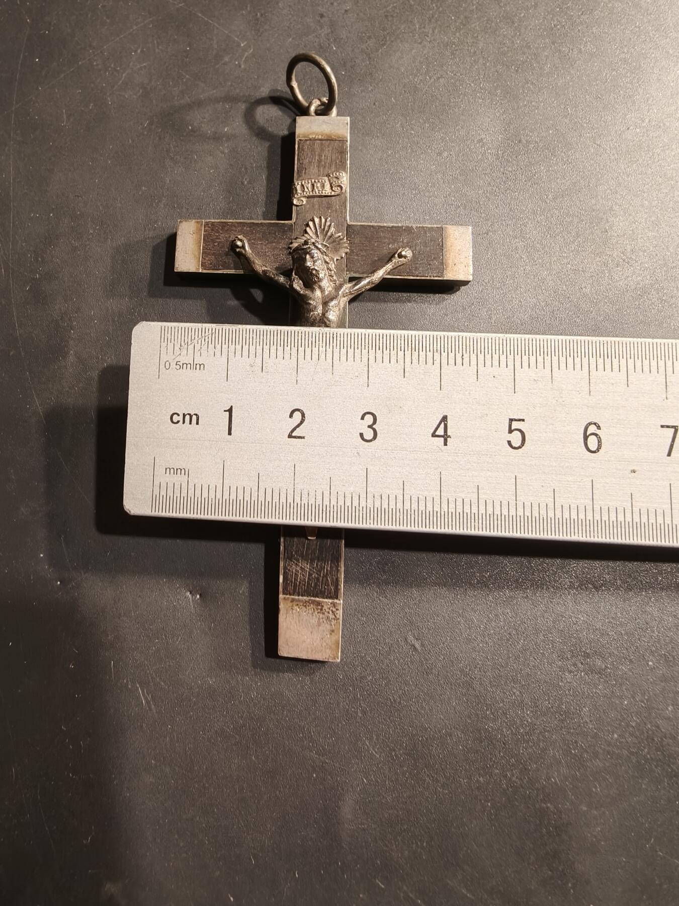 老王徽章第184期 法国天主教会十字架    大型尺寸90×45mm     螃蟹银标     21.3g