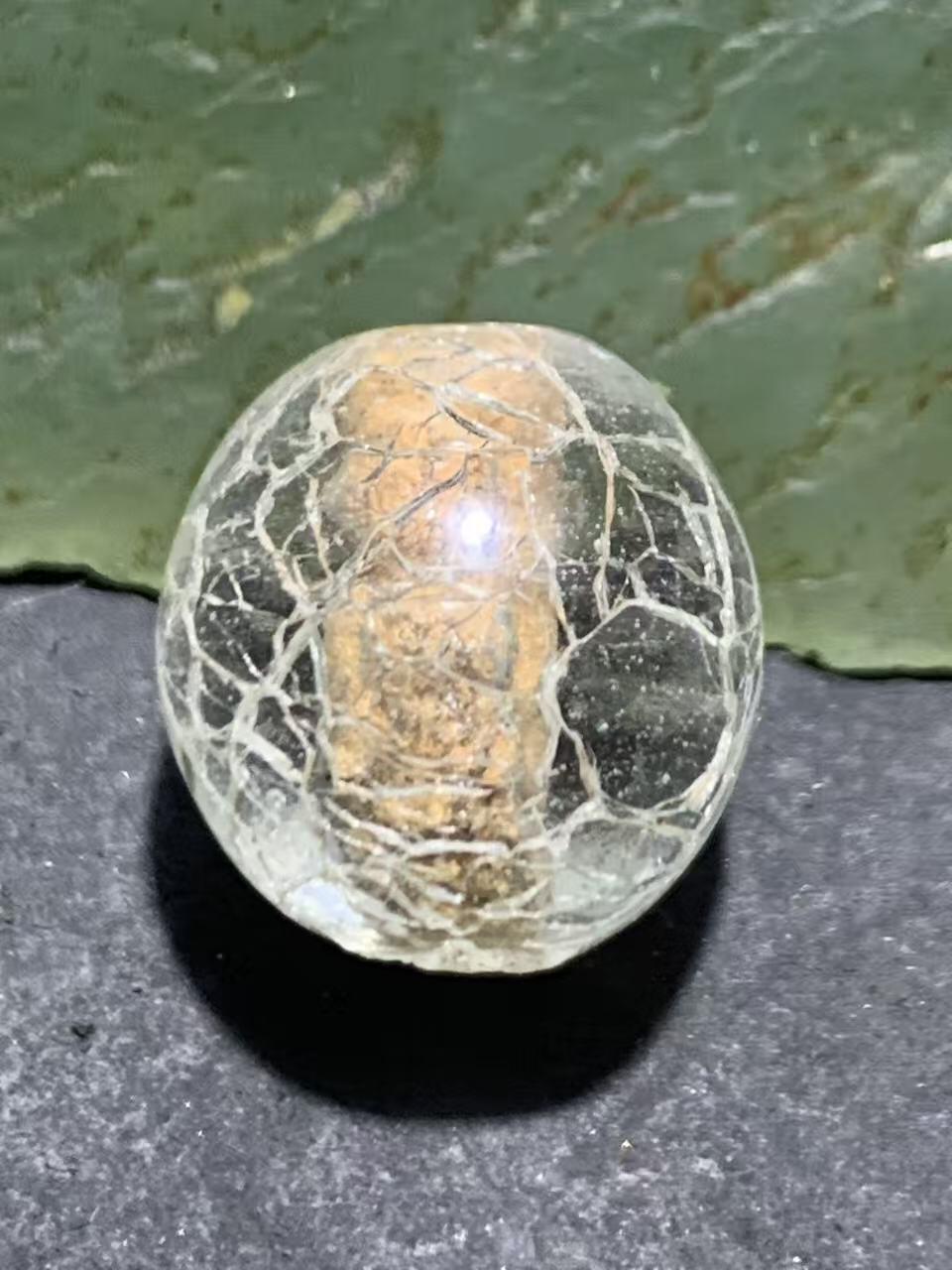 建国前后库存仿白水晶冰裂纹琉璃苹果珠一颗