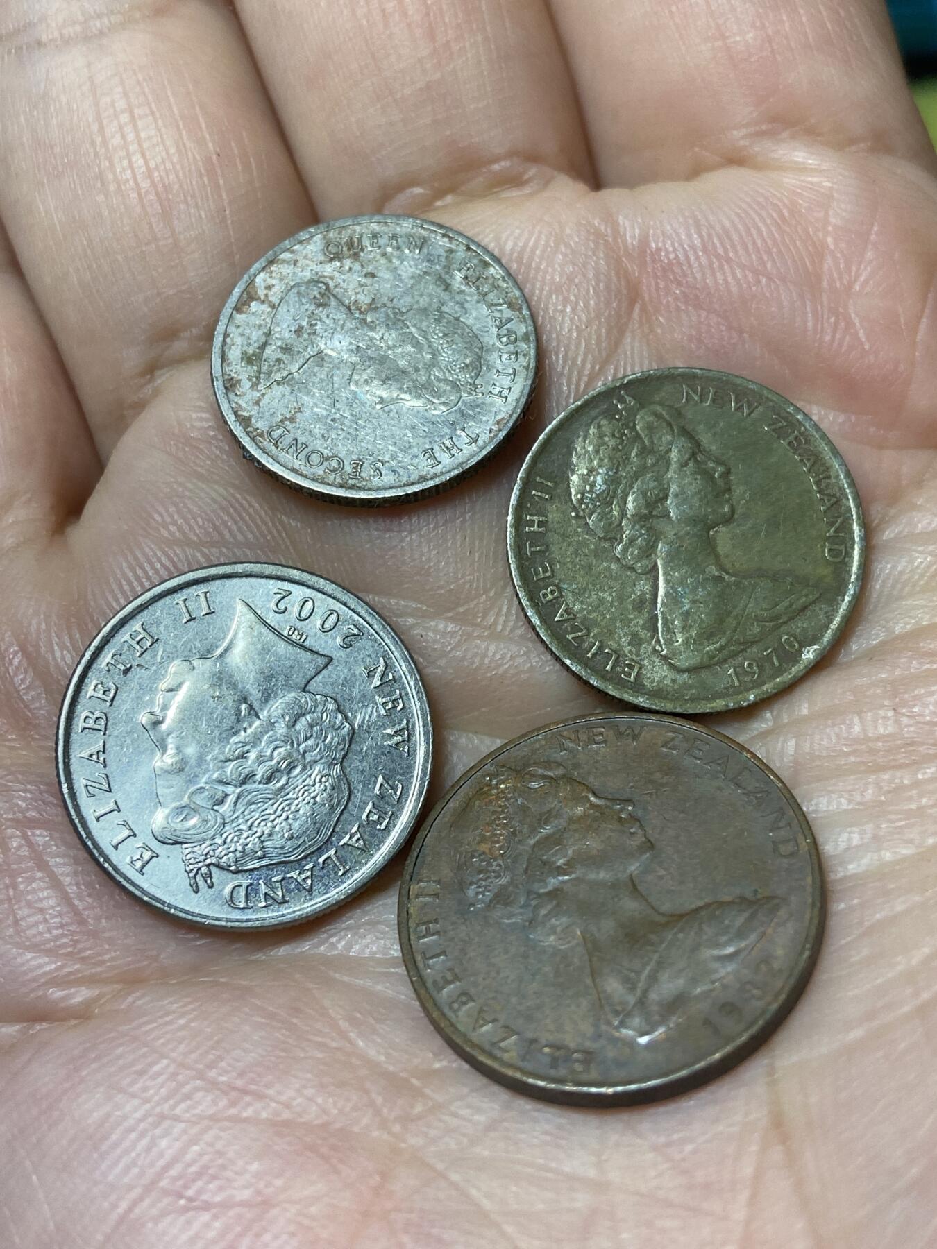 2026年第三十一场(总第二百场)英国一线回流散币新春特拍第三场(免佣金) 英联邦国家4枚：新西兰🇳🇿1970年5分，2002年5分，1982年2分，东加勒比国家1989年10分