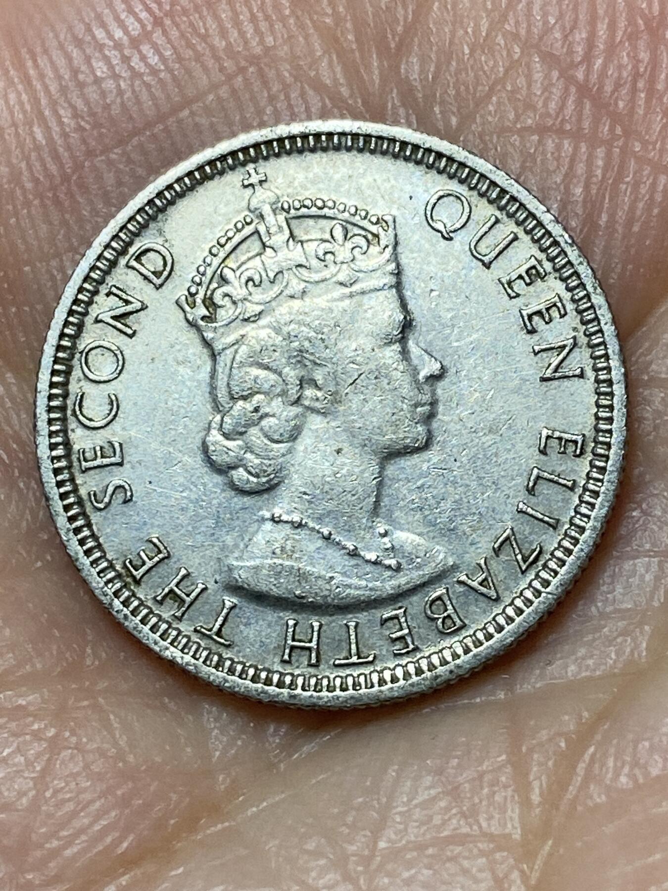 2026年第三十一场(总第二百场)英国一线回流散币新春特拍第三场(免佣金) 英属毛里求斯1975年1/4卢比(伊丽莎白二世青年带冠)