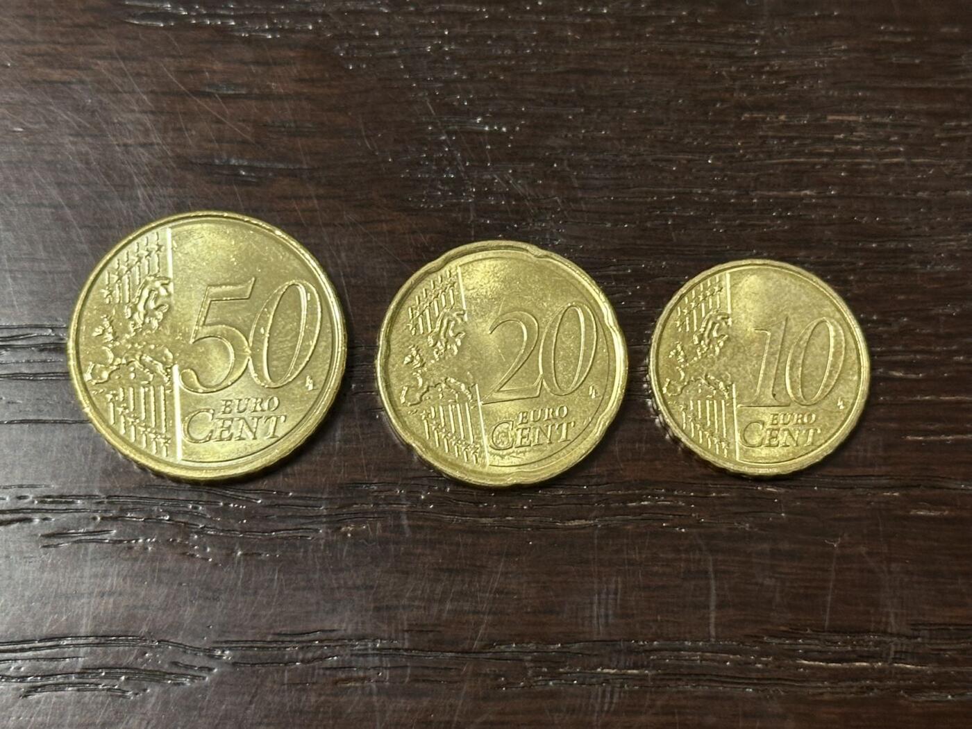 丙午马年开年第一场 法国2024年欧元纪念币，一组三枚！极美的品相！