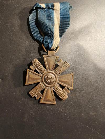 老王徽章第184期 - 意大利墨索里尼黑衫军长期服役十字